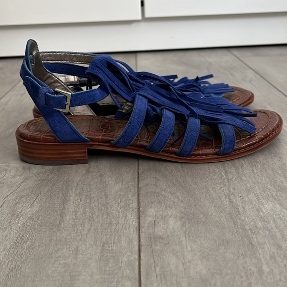 HOST PICK 💙 SAM EDELMAN Suede Leather Fringe Sandal Royal Blue, Size 7.5 - Picture 3 of 13